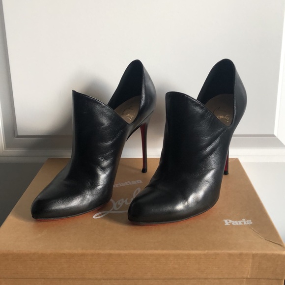 LNIB—Christian Louboutin Dugueclina 100 Napa cut out ankle bootie in Size 38 - Picture 5 of 16